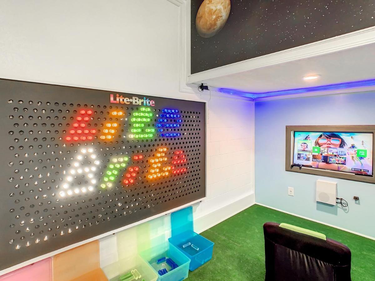 7 Bdr Family Themed Home With Mario Games Room And Free Pool Heat Orlando Exterior foto